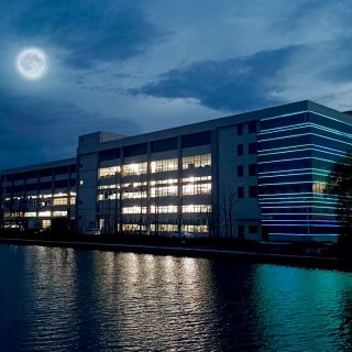 邊鋒集團(tuán)祝全體新老客戶中秋佳節(jié)快樂！