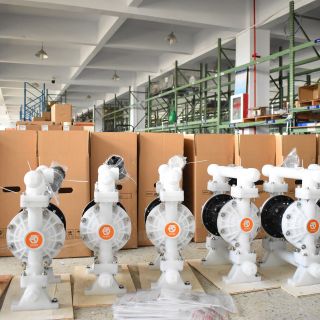 “熱辣滾燙”搶發(fā)展，年后開工生產(chǎn)忙！